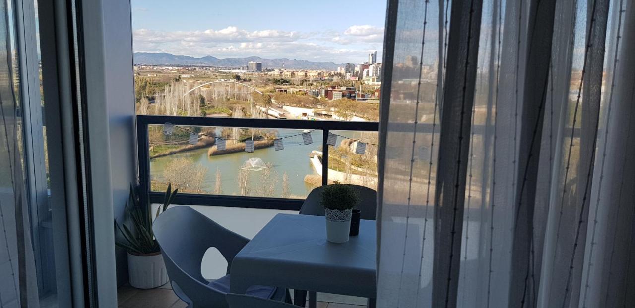 River Park Valencia Buitenkant foto